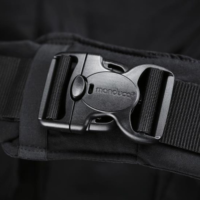 Manduca XT - Monochrome Obsidian